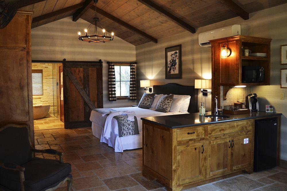 Camp Lucy Hotel Dripping Springs Ngoại thất bức ảnh